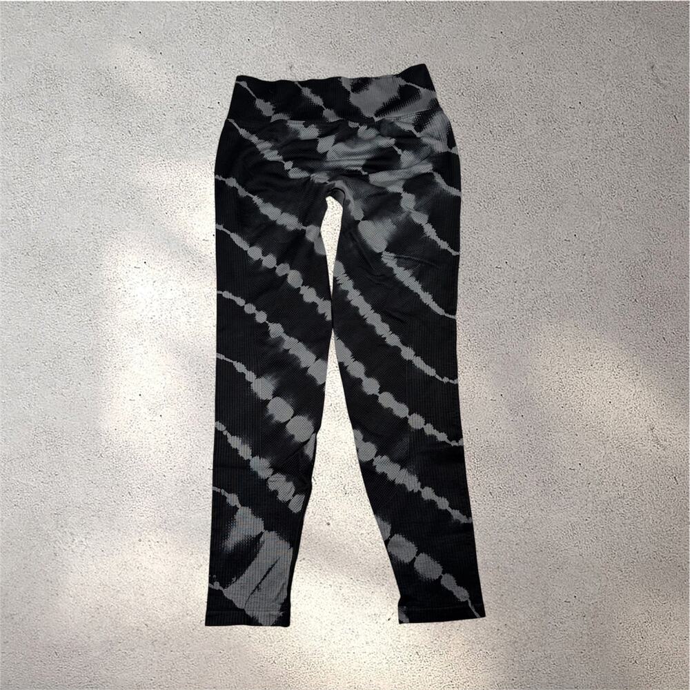 PINK Active Seamless Tie Dye Leggings Women's M Black High Rise Yoga Athleisure - Picture 3 of 13